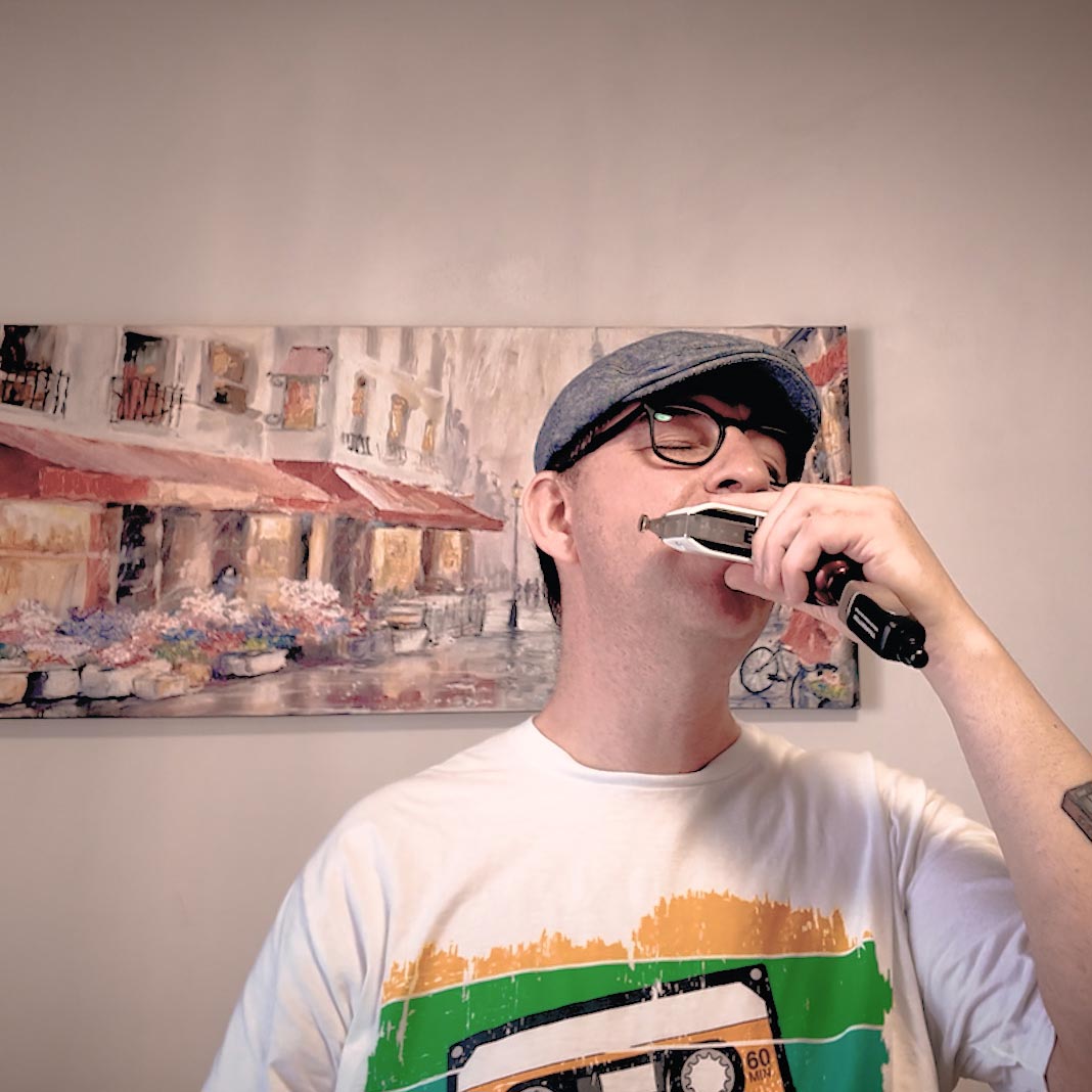 Harmonica Books